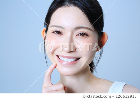 Image of a woman with beautiful teeth Image of a woman with beautiful teeth 120612913