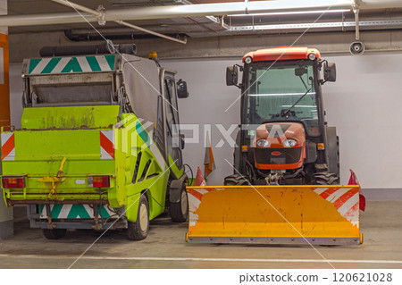 Snow Plow Machine Snow Plow Machine 120621028