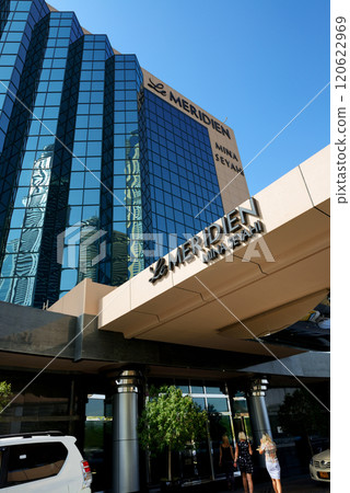 The building of luxury hotel, Dubai, United Arab Emirates The building of luxury hotel, Dubai, United Arab Emirates 120622969