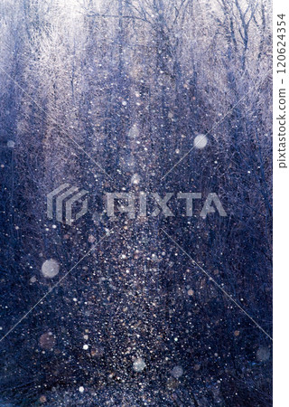 Sun pillars seen on a bitterly cold winter morning in Hokkaido 120624354