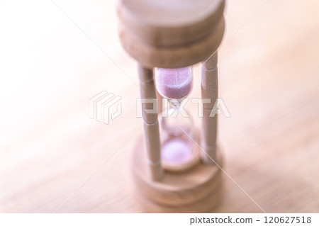 計算剩餘時間的沙漏 120627518