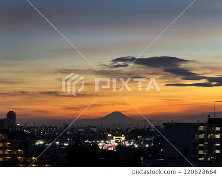 Mount Fuji  120628664