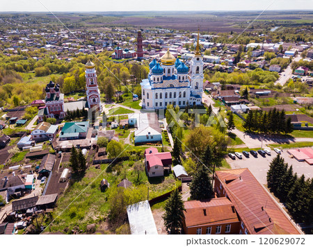 Old city center of Bolkhov 120629072