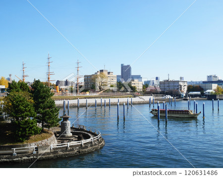 Cityscape seen from Aioi Bridge | Etchujima 120631486