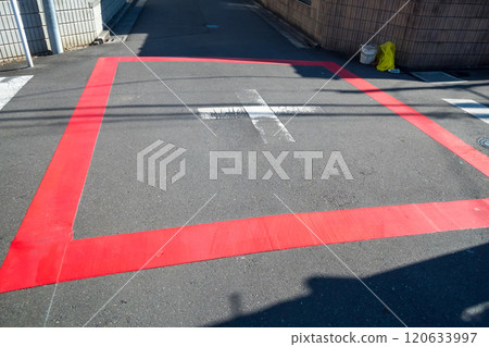 Red border at intersection Red border at intersection 120633997