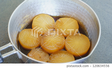 煮蘿蔔 (bekkou-ni) 圖像 煮蘿蔔 (bekkou-ni) 圖像 120634556