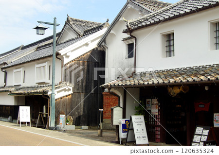 佐賀縣嬉野市鹽田津傳統建築群保存地區街景 佐賀縣嬉野市鹽田津傳統建築群保存地區街景 120635324