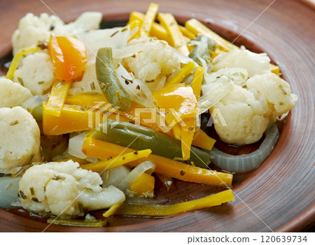 Giardiniera 120639734
