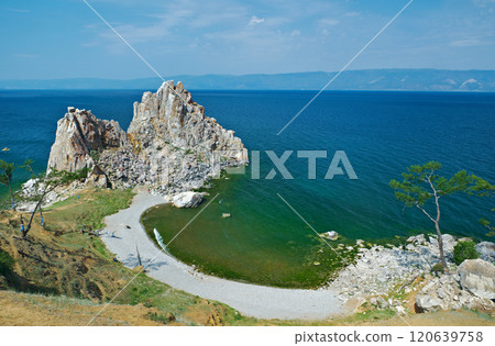 Rock Shamanka at headland Burhan Rock Shamanka at headland Burhan 120639758