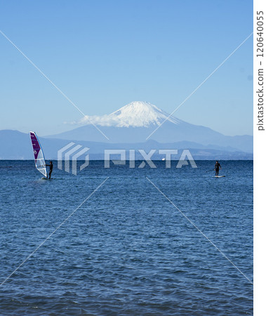 Mt. Fuji, Sagami Bay and Beach Sports 120640055