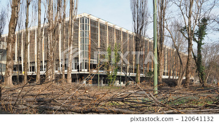 Palazzo del Lavoro in Turin 120641132