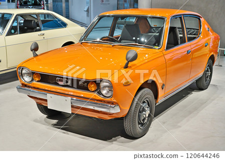 陳列室裡陳列的櫻桃 120644246