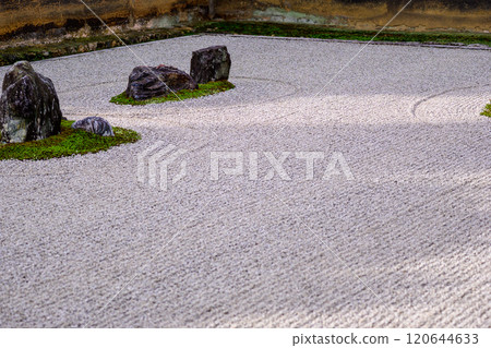 Stone garden of Ryoanji Temple Stone garden of Ryoanji Temple 120644633