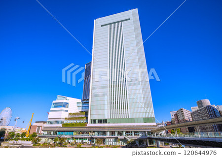 Yokohama cityscape in Japan in November. View of Yokohama City Hall and Minato Mirai, etc. = November 24th 120644976