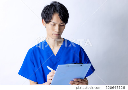 醫生白底男 120645126