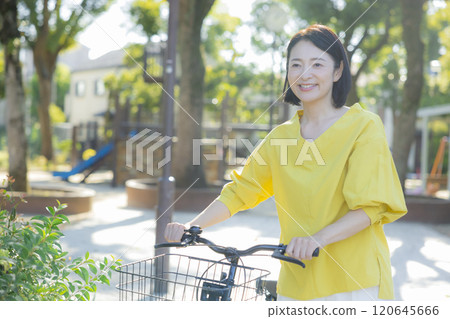 騎自行車的女人 騎自行車的女人 120645666