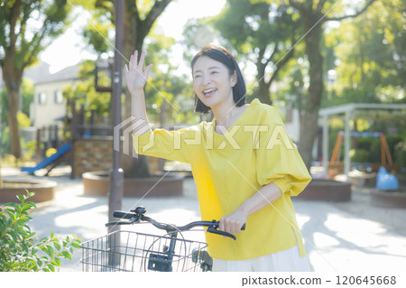 騎自行車的女人 騎自行車的女人 120645668