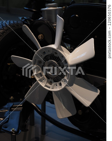 Automotive engine cooling system coupling fan Automotive engine cooling system coupling fan 120650376