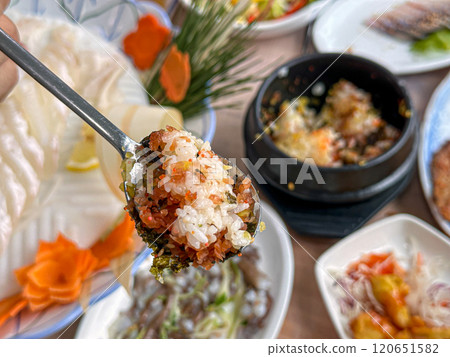 Korean style Fish Roe Rice 120651582
