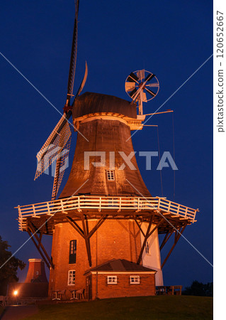 Greetsiel village at the north sea in germany Greetsiel village at the north sea in germany 120652667