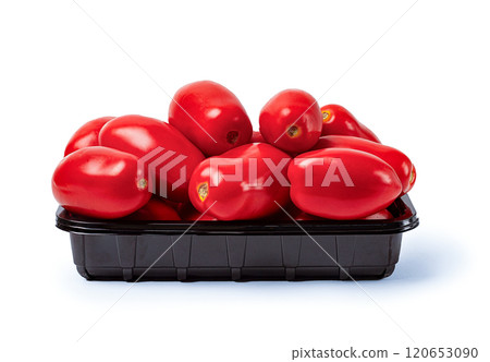 plum-shaped tomatoes, fresh, in a black plastic container, on a white background, isolate, 120653090