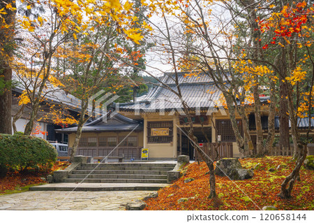 秋天的高野山靈峰館 秋天的高野山靈峰館 120658144
