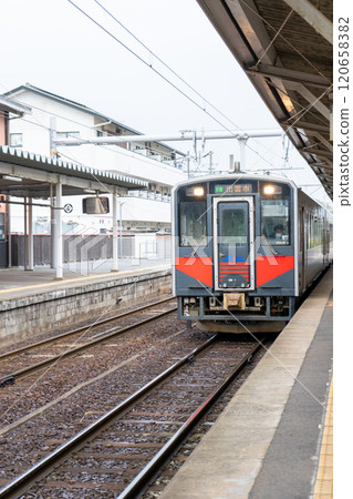 島根縣 JR山陰本線 安來月台 島根縣 JR山陰本線 安來月台 120658382