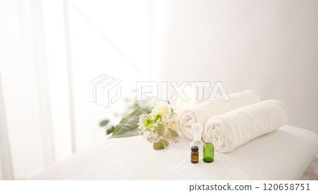 Beauty salon accessory image 120658751