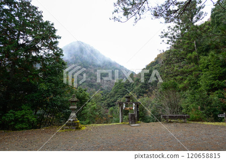 Himurogatake distant worship site "Ichigan-san" Iwatoyama Himurogatake distant worship site "Ichigan-san" Iwatoyama 120658815