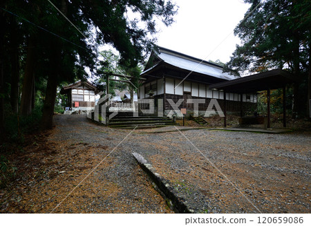 Kuroki Torii Gate of Toyouke Shrine, Motoise Geku Kuroki Torii Gate of Toyouke Shrine, Motoise Geku 120659086