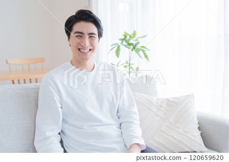 一個微笑的人 120659620