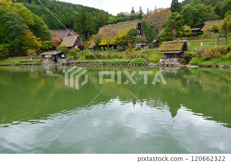 高山飛騨之鄉民俗村合掌造日式房屋 120662322
