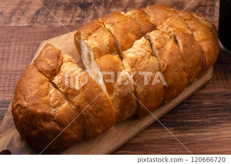 岩鹽奶油法國麵包 120666720