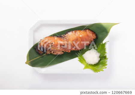 [Domestic] Grilled silver barracuda marinated in mirin 120667669