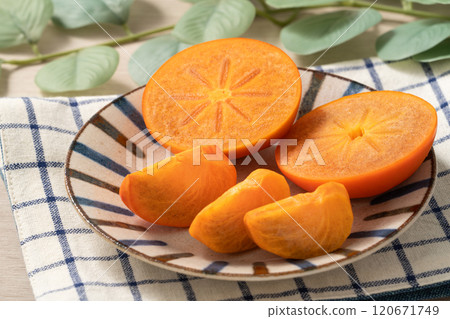 柿子 柿 甜 水果 新鮮 成熟 頂視圖 ripe sweet persimmon あまかき 甜柿 120671749