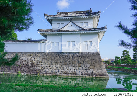 東南角砲塔二條城砲塔（京都府京都市） 120671835