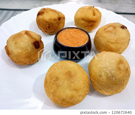 Potato croquettes - mashed potatoes balls breaded and deep fried Potato croquettes - mashed potatoes balls breaded and deep fried 120672640