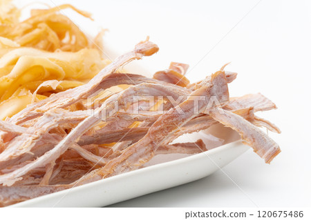 什錦魷魚開胃菜的特寫 什錦魷魚開胃菜的特寫 120675486