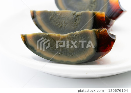 Close-up of sliced century eggs 120676194