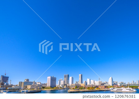 Yokohama cityscape in Japan: A rare view of the Minato Mirai area, including Mt. Fuji, the redevelopment of Kannai Station, the prefectural office, and the customs office, etc. = 28th 120676381