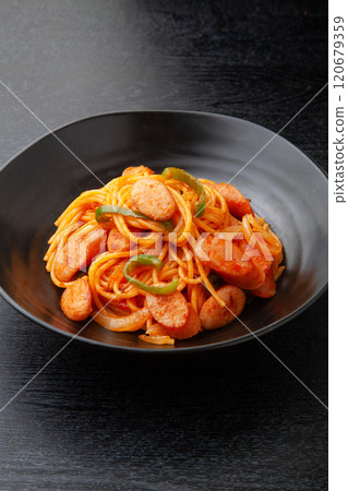 Wiener spaghetti with tomato sauce Wiener spaghetti with tomato sauce 120679359