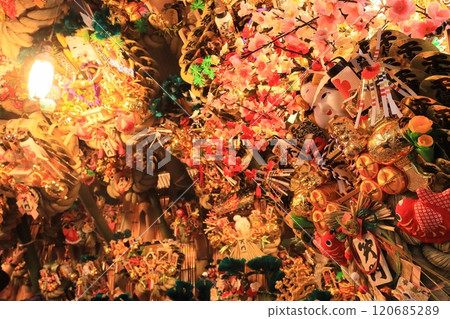 鳥之一 - 幸運耙子 - 展示幸運耙子的攤位 120685289