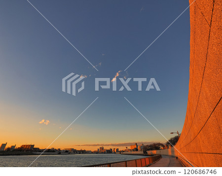 Evening view of the Nakagawa River from the Okuto Nakagawa Promenade 120686746