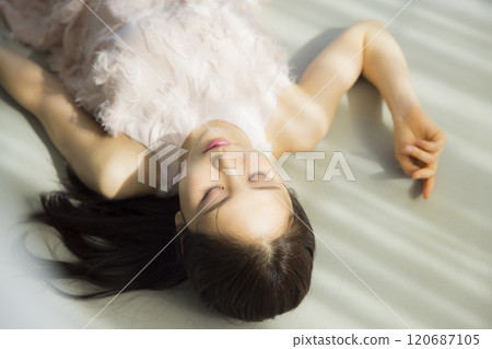 美麗的女人肖像 120687105