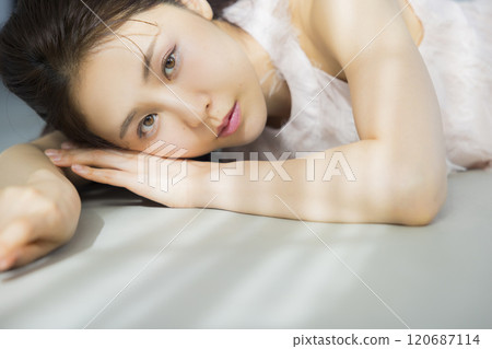 美麗的女人肖像 120687114