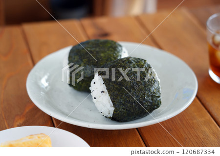 rice ball rice ball 120687334