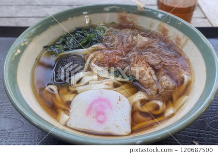 The Kishimen noodles at the shrine look delicious 120687500