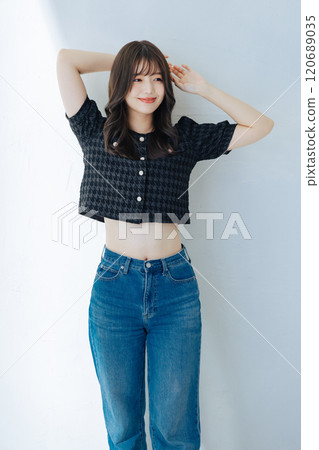 韓國時尚女性 120689035