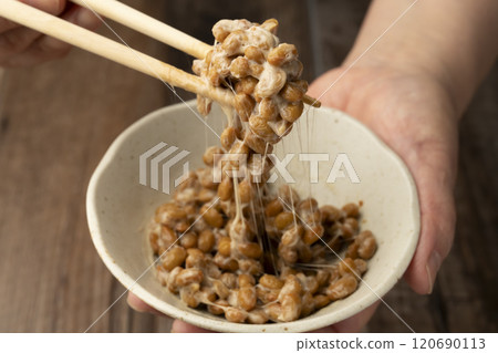 Natto: Take a small bowl and mix the natto Natto: Take a small bowl and mix the natto 120690113