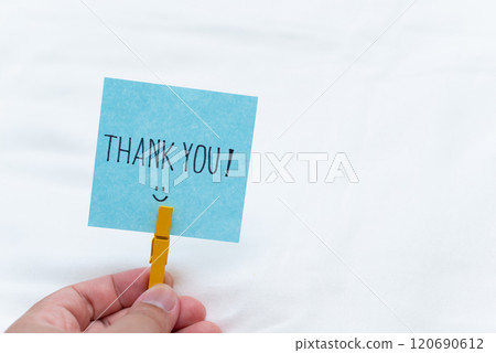 Thank you gesture business setting note card minimalist environment close-up view gratitude concept for business relationships 120690612